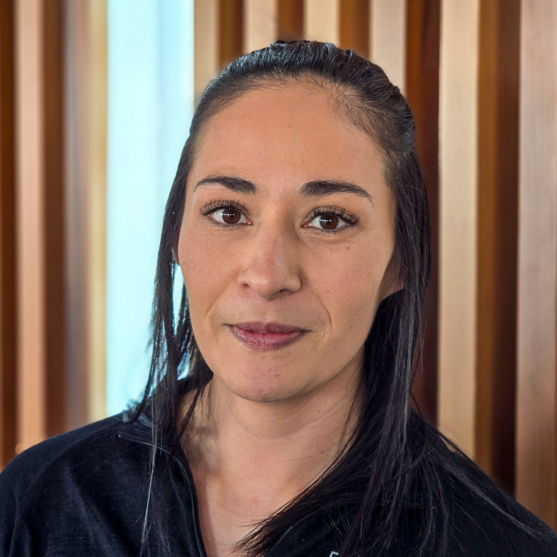 Alicia Kuiti 800x800px