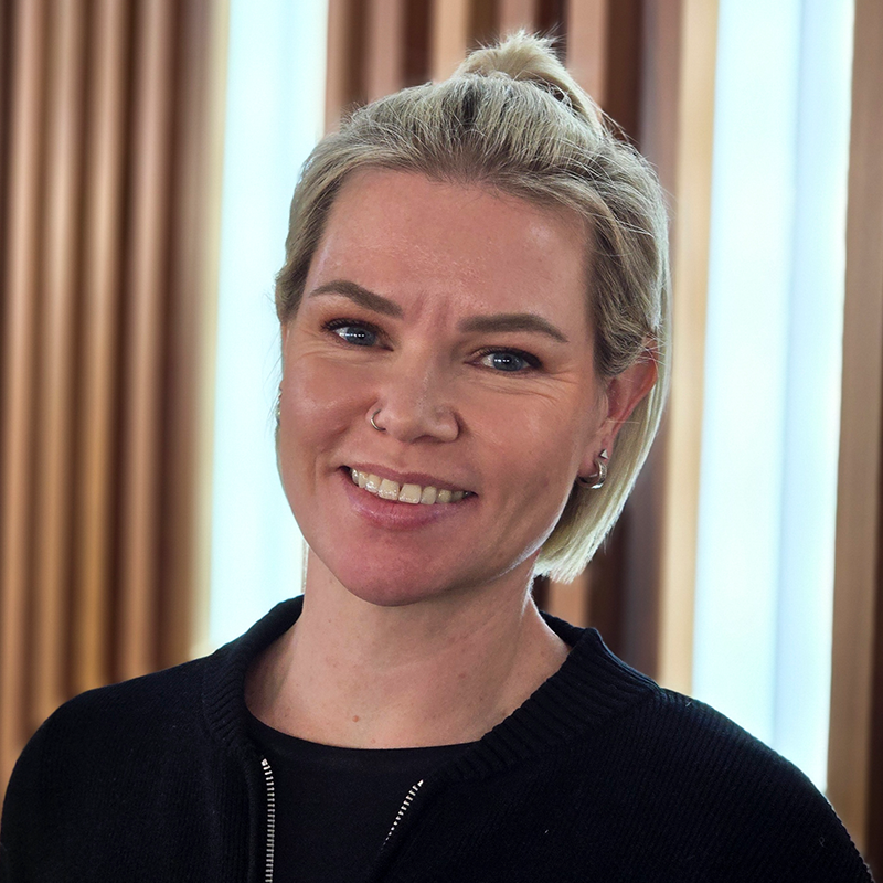 Bridget Phillips 800x800px