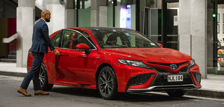 Toyota camry deals hybrid 2021